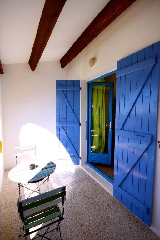 Hotel U Liamone Saint-Florent  Oda fotoğraf
